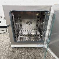 VWR Incubator F Air 2.3CF image 3